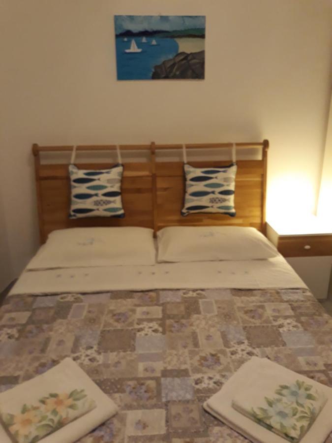 Apartmani Vinko Bol Exterior foto